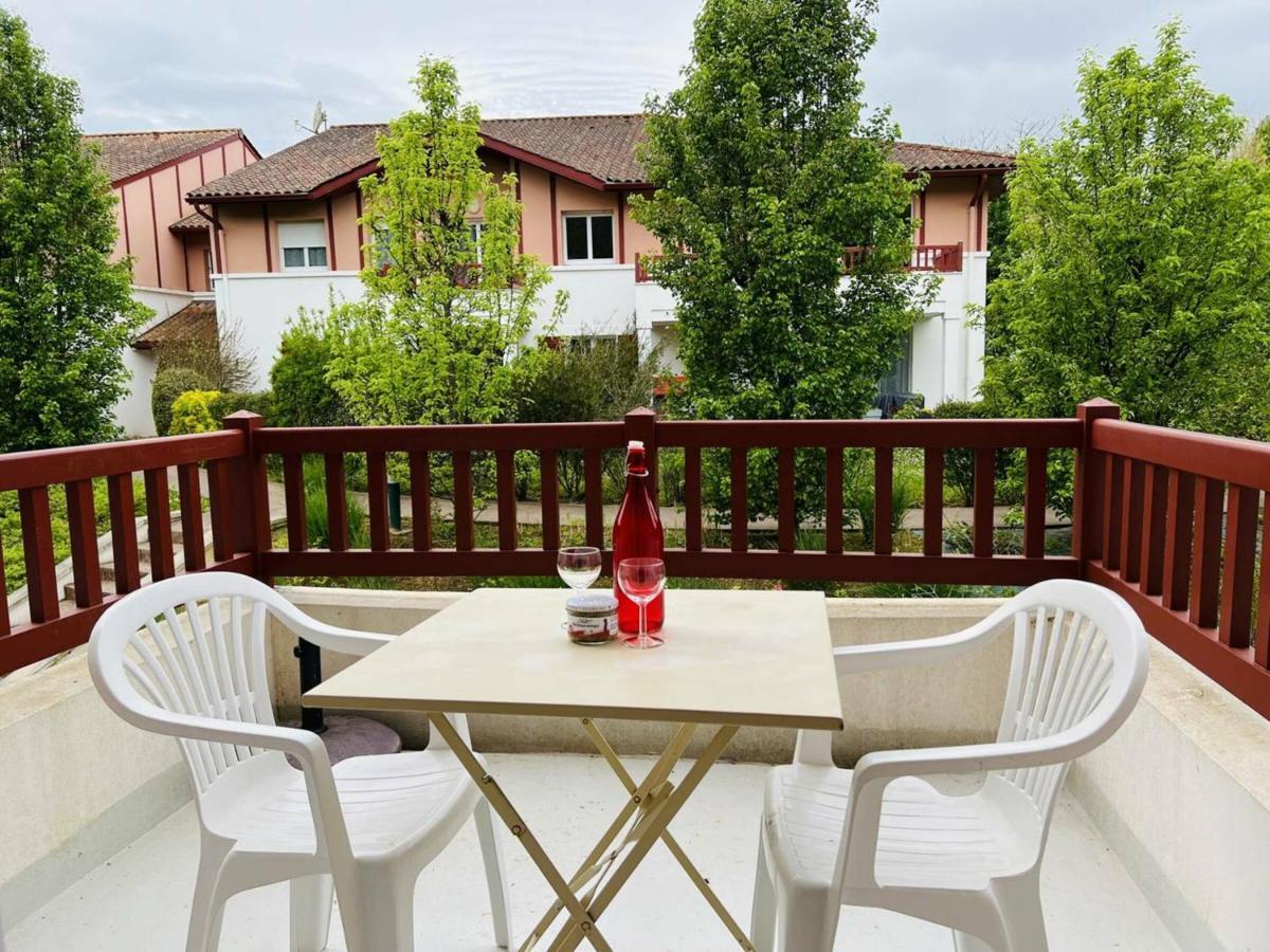 Appartement F2 A Cambo-Les-Bains Avec Piscine, Proche Thermes, Terrasse Et Parking - Fr-1-495-36 Exterior photo