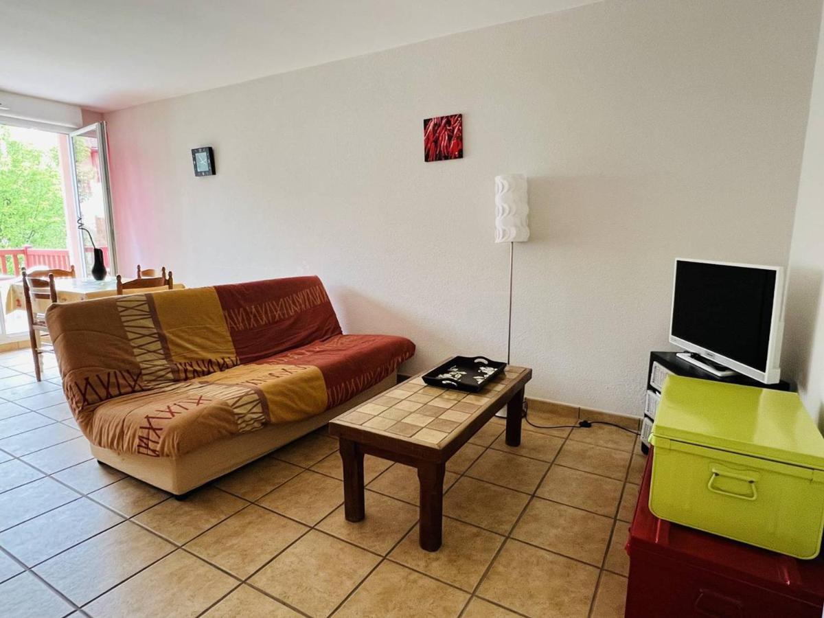 Appartement F2 A Cambo-Les-Bains Avec Piscine, Proche Thermes, Terrasse Et Parking - Fr-1-495-36 Exterior photo