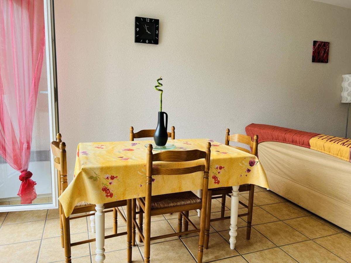Appartement F2 A Cambo-Les-Bains Avec Piscine, Proche Thermes, Terrasse Et Parking - Fr-1-495-36 Exterior photo