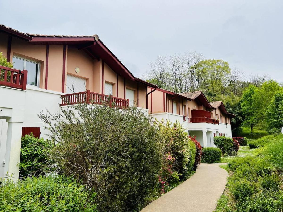 Appartement F2 A Cambo-Les-Bains Avec Piscine, Proche Thermes, Terrasse Et Parking - Fr-1-495-36 Exterior photo