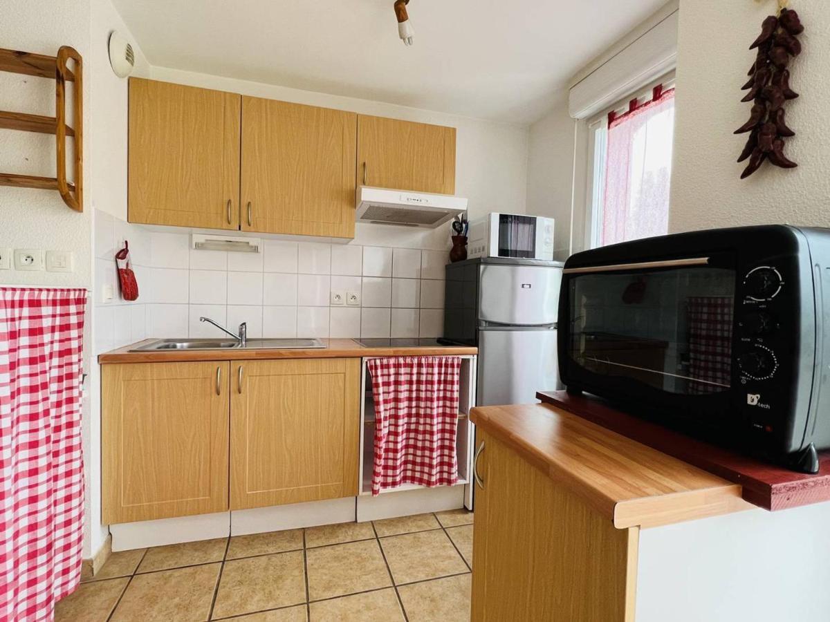 Appartement F2 A Cambo-Les-Bains Avec Piscine, Proche Thermes, Terrasse Et Parking - Fr-1-495-36 Exterior photo